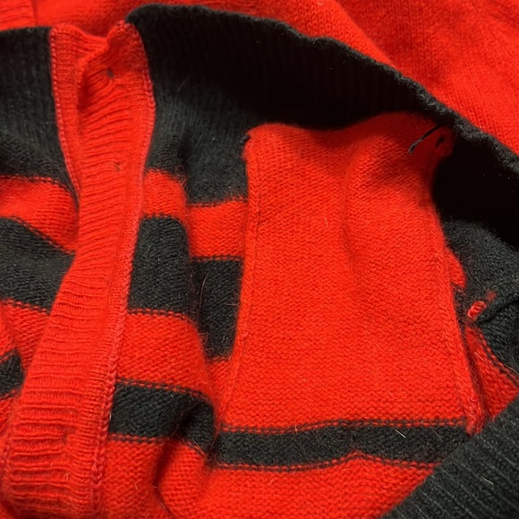 Vintage Preppy Evan Picone Red Black Lamb'swool Angora Blend Cardigan Sz M EUC - Picture 10 of 13